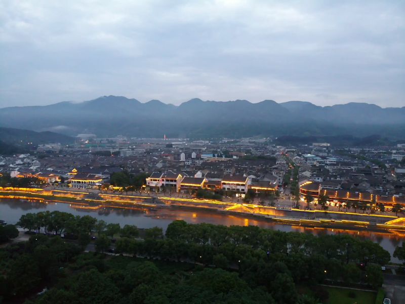 宁波奉化溪口镇旅游,民国风情小镇,蒋氏故里,弥勒道场雪窦山