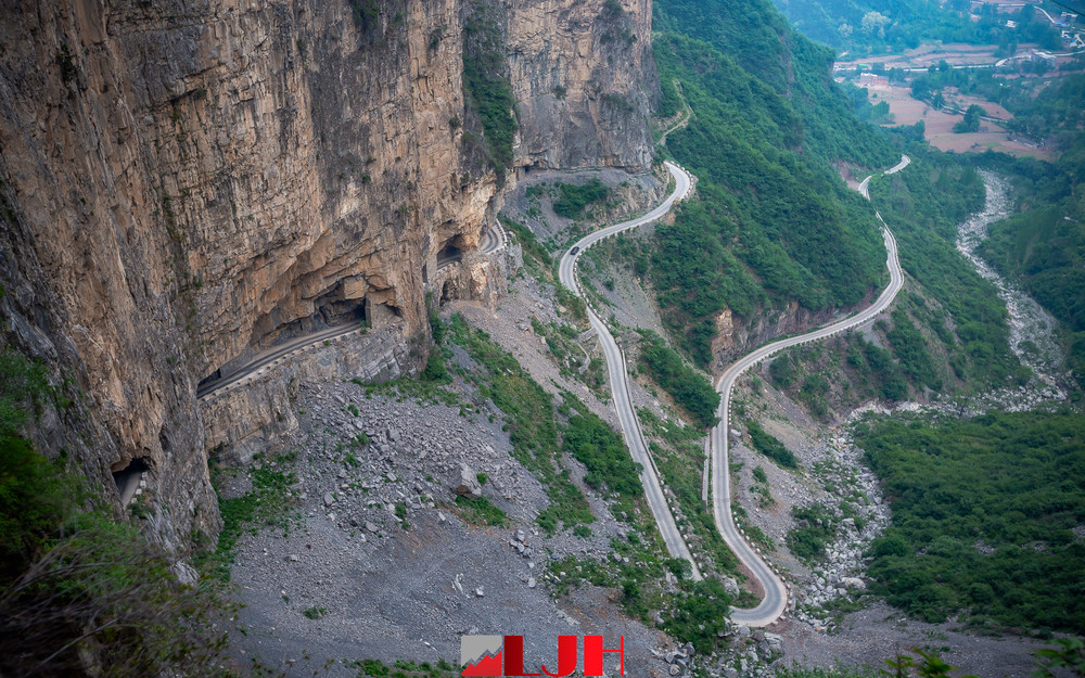 锡崖沟红岩大峡谷,南太行山深处一处奇美的地方