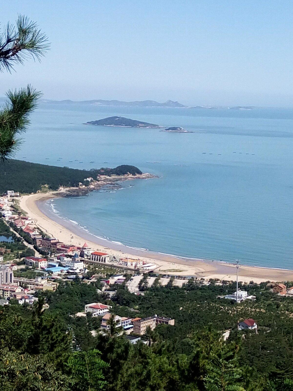 崂山海边景色风景如画