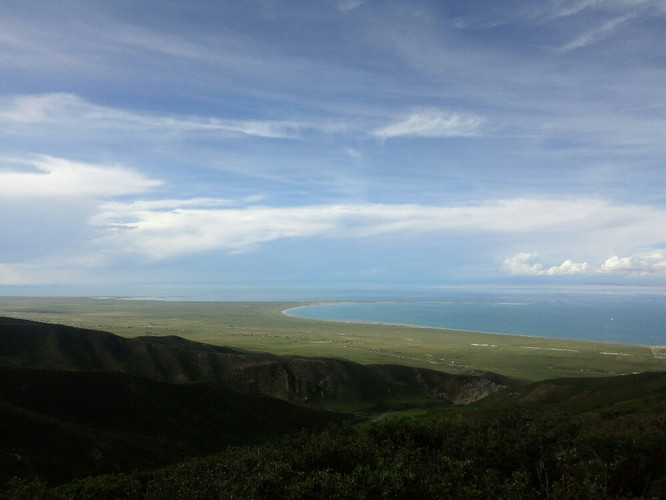                 在南山远眺青海