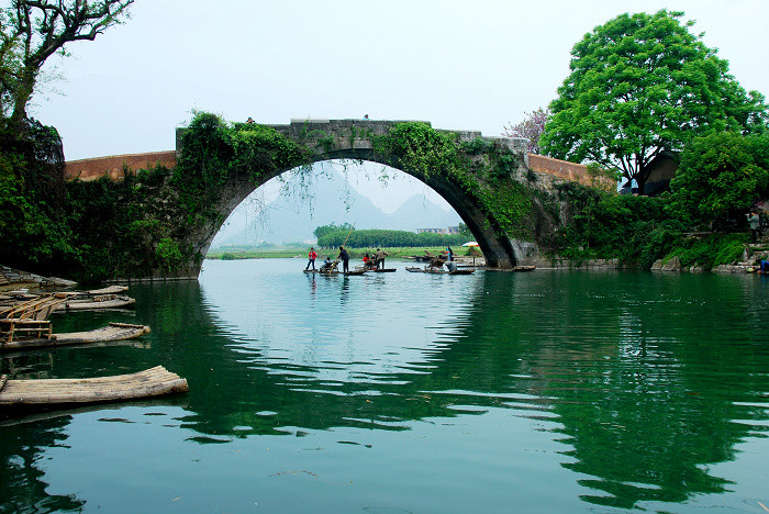 桂林十大旅游景点之阳朔遇龙河