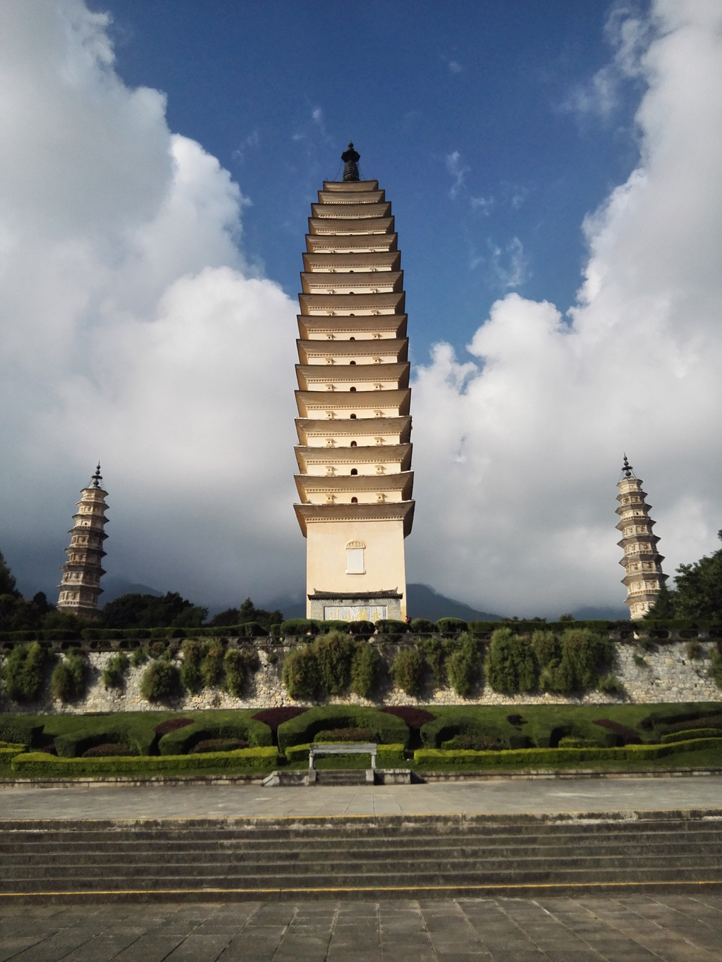 大理纪行之崇圣寺三塔,弘圣寺塔