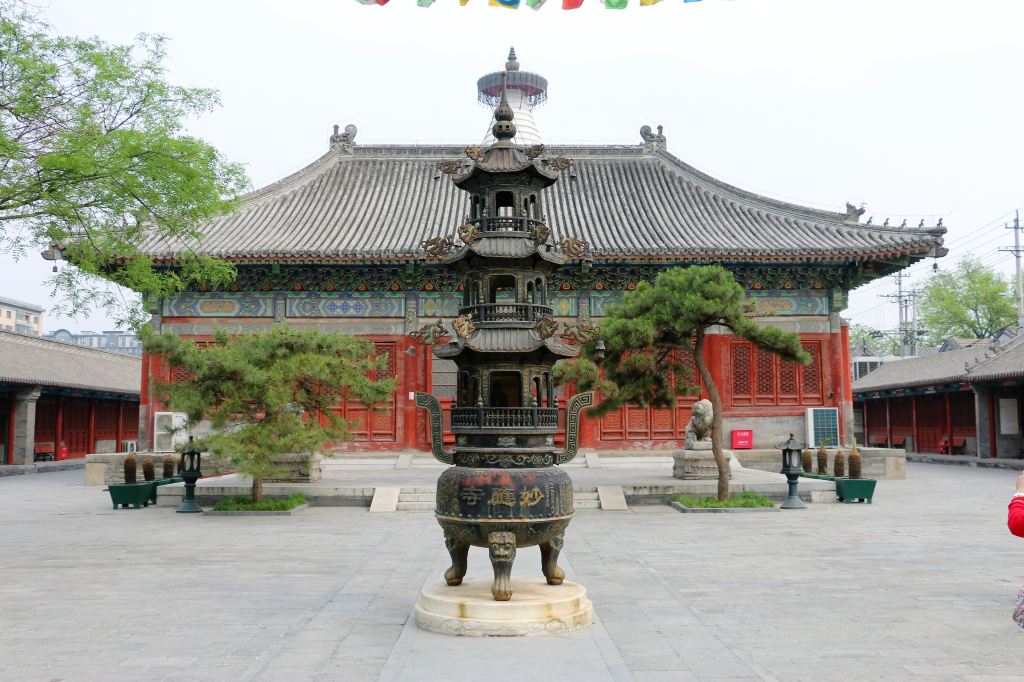 2016,4,26北京广济寺,白塔寺一日游