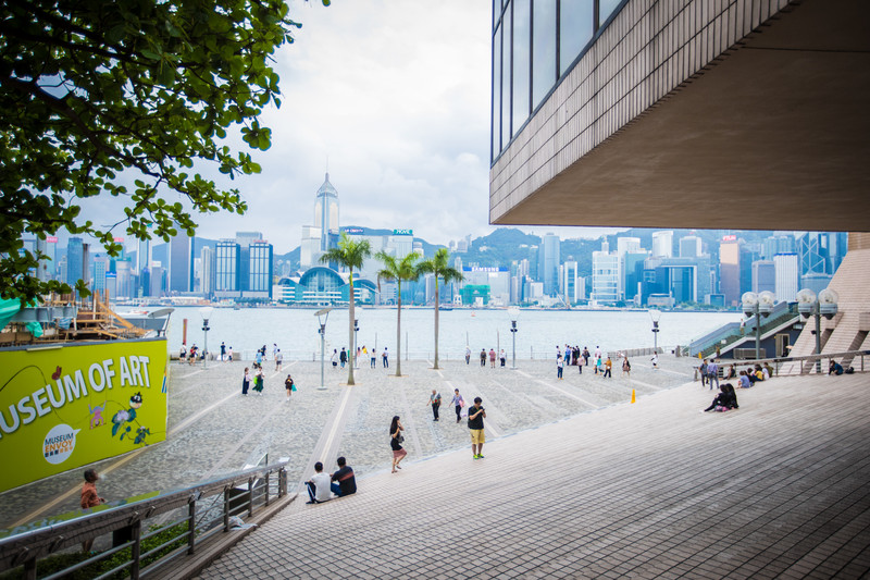 香港文化中心设有音乐厅,大剧院和剧场三个主要表演场地,有演出的时候