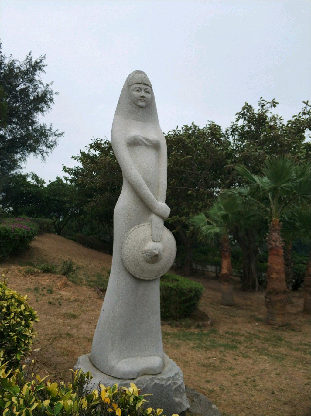 惠安女风姿,石雕