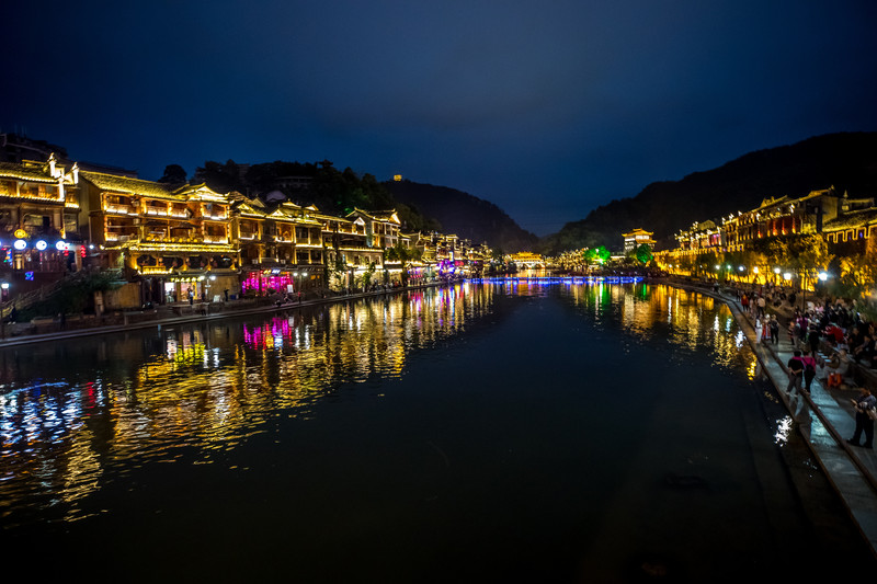 凤凰古城