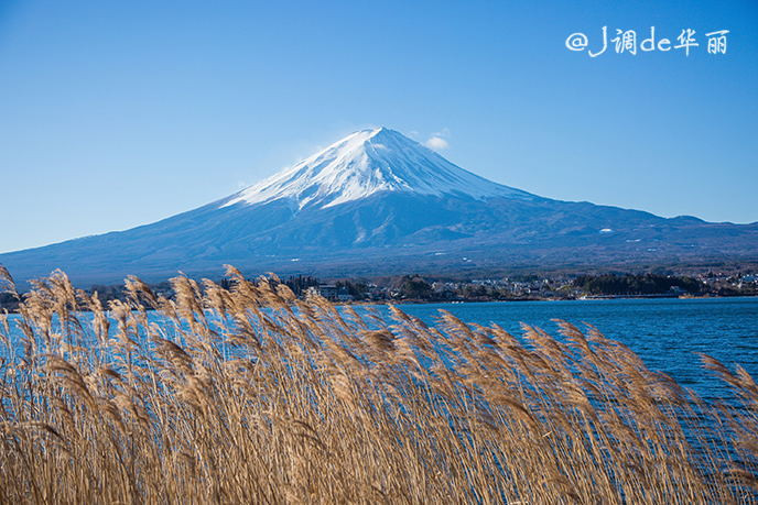 【日本】青空一朵玉芙蓉,看尽富士山风云变幻的三大绝景地