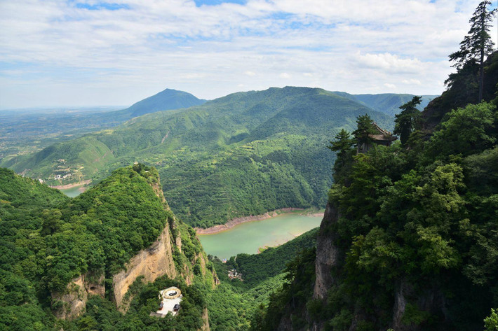 崆峒山 中卫 中卫县城不大,由于是