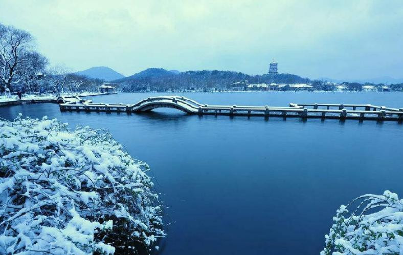 西湖雪景美如仙境,断桥残雪再现 - 杭州游记攻略