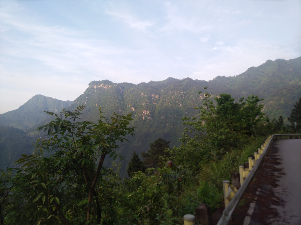 金佛山(北坡)徒步登山游记