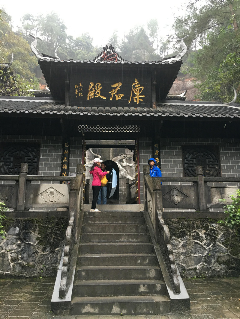 秘境恩施:绝美梭布垭石林,民族特色土司城(重庆,恩施
