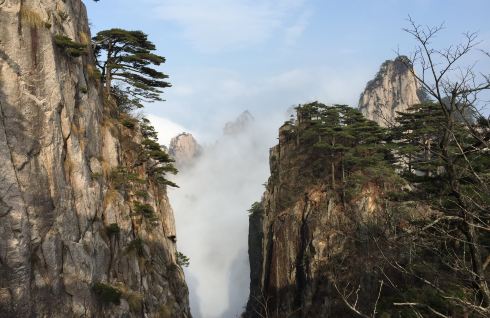 一品黄山,天高云淡