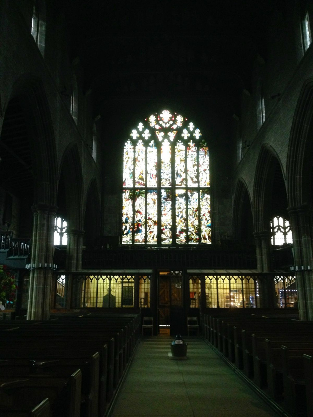 church of st mary and all saints,彻斯特菲尔德最为著名的教堂,建