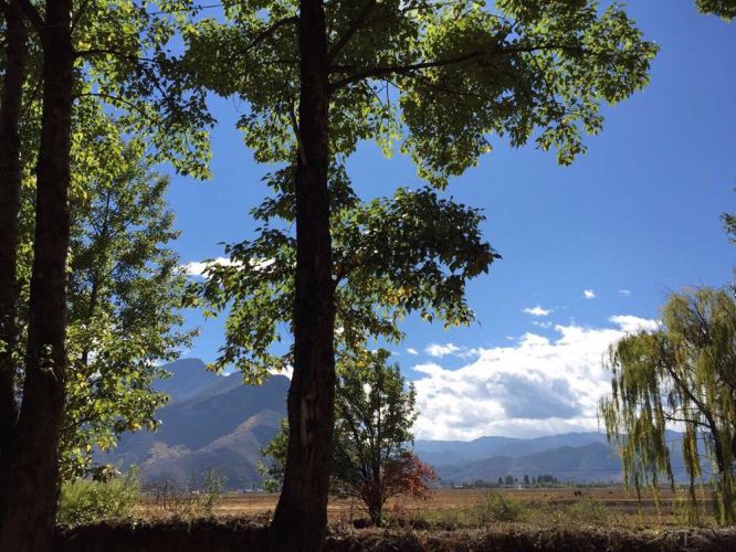 从泸沽湖徒步,搭车稻城亚丁,康定,泸定,海螺沟