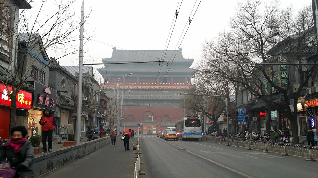 推荐北京城经典一日游(景山公园,陟山门街,北海,钟鼓楼,烟袋斜街,什刹