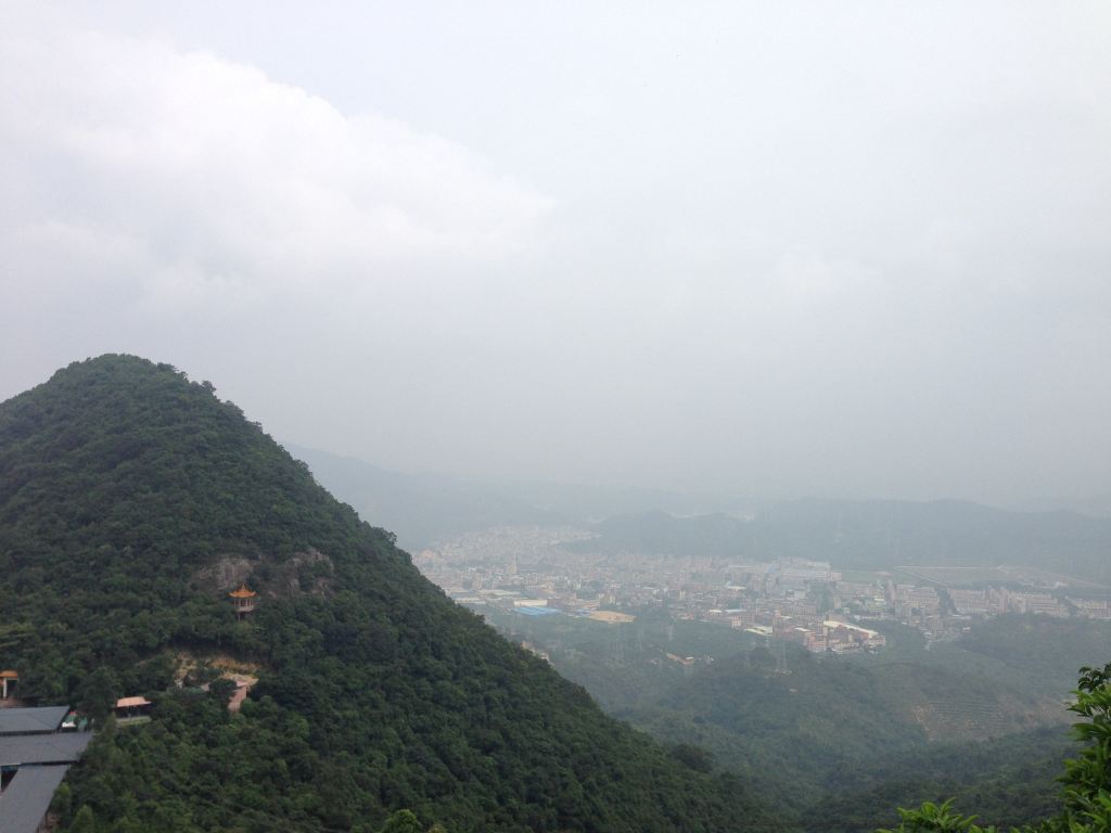 东莞樟木头观音山登山