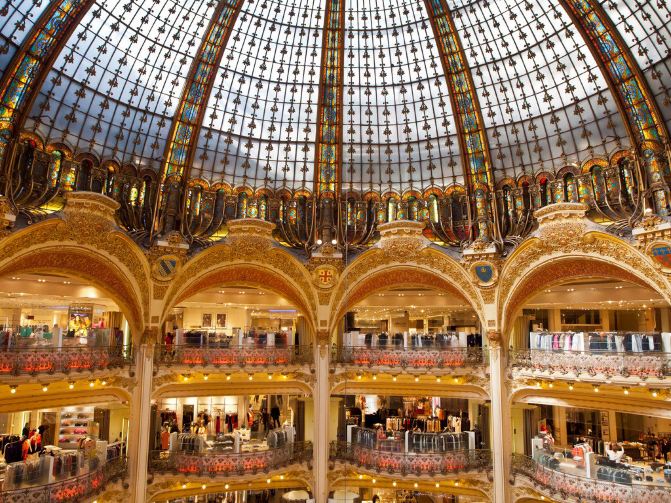 漫步巴黎奥斯曼大道,体验浪漫法国风情 - 巴黎