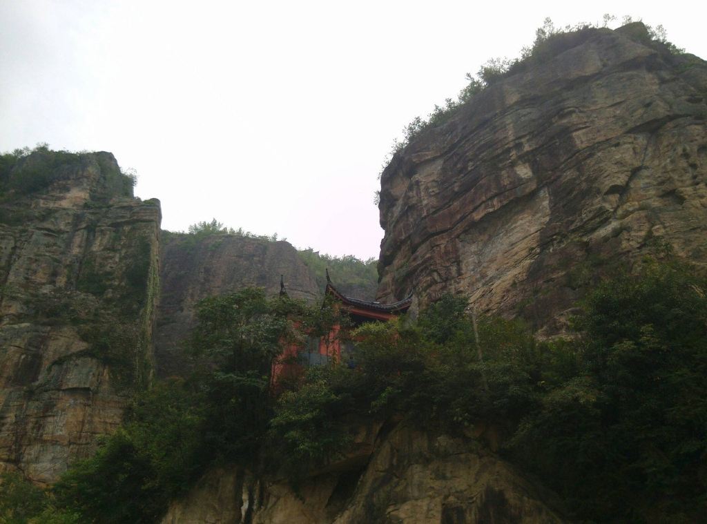 别有洞天黄藤岩 奇幻山景令人恋 ——2015年抗战纪念小长假自驾游(一)