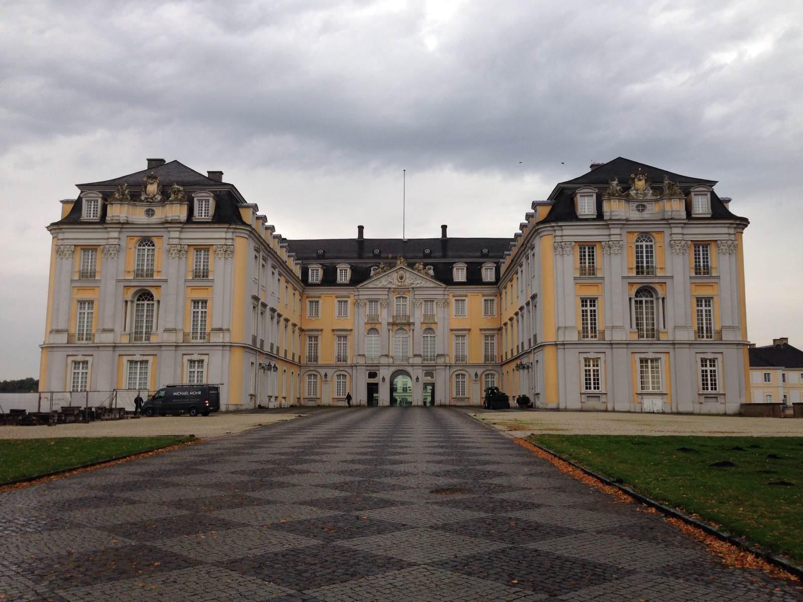 一个科隆大主教的宫殿,教会真的好有钱啊! 布吕尔-奥古斯图斯堡宫