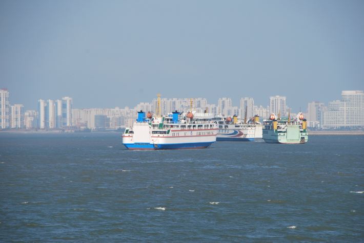 宝岛海南风光美,随心所欲来游走.