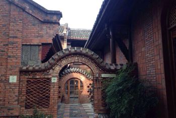 四川国际标榜职业学院 - 成都游记攻略