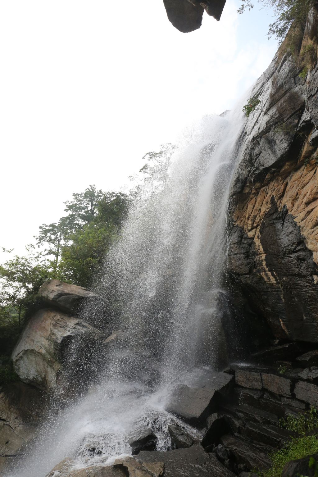 船山飞瀑,连云港经典山水