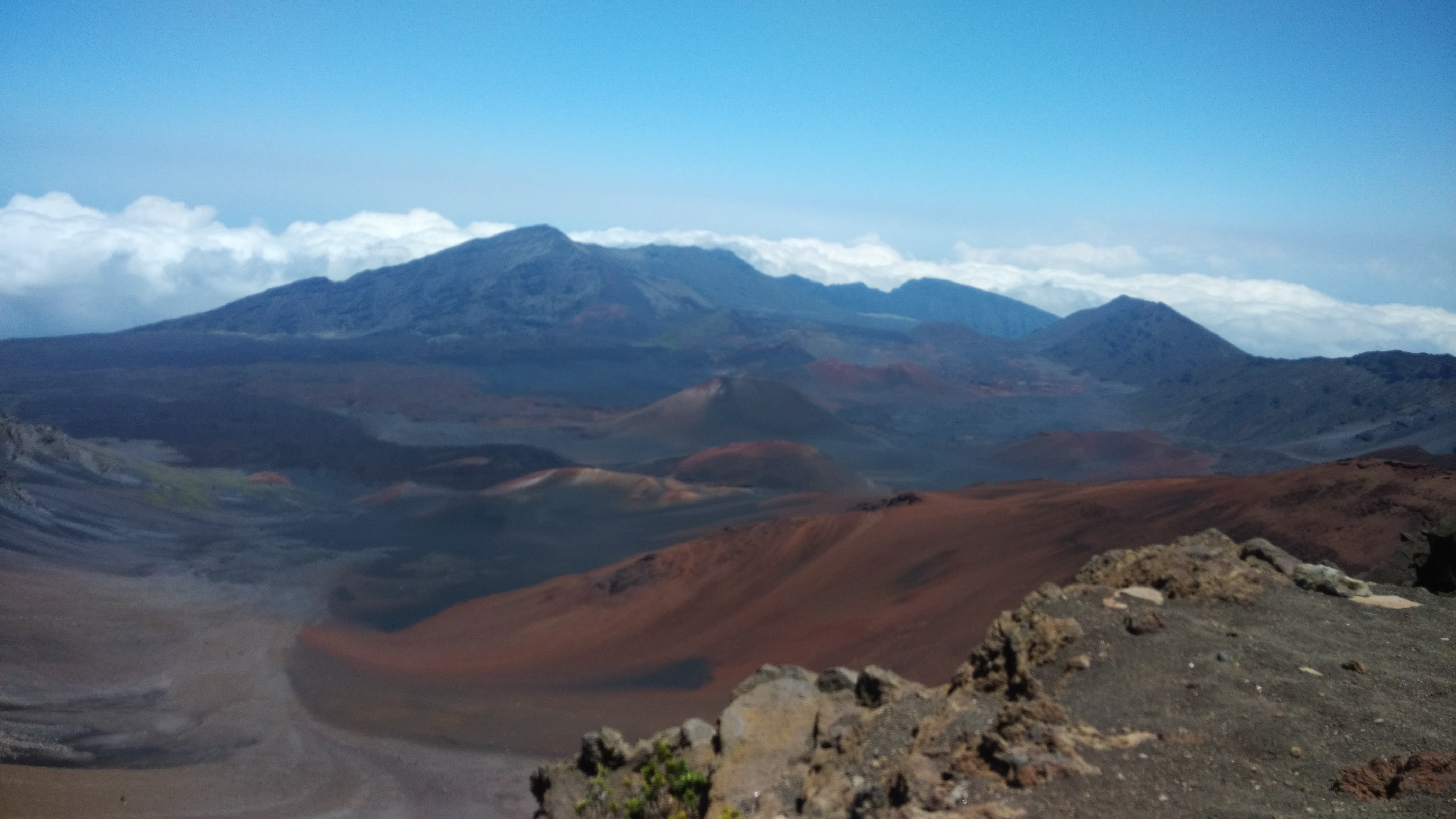 哈莱阿卡拉国家公园 世界上最大的休眠火山 任何相机都不能把他的