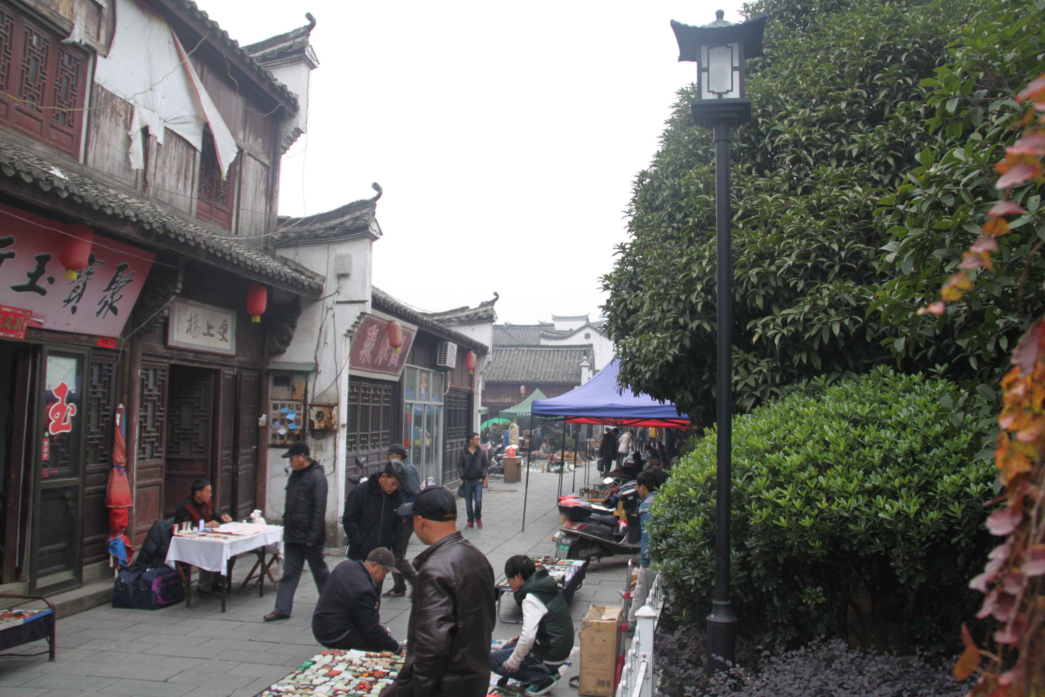 古子城古玩市场