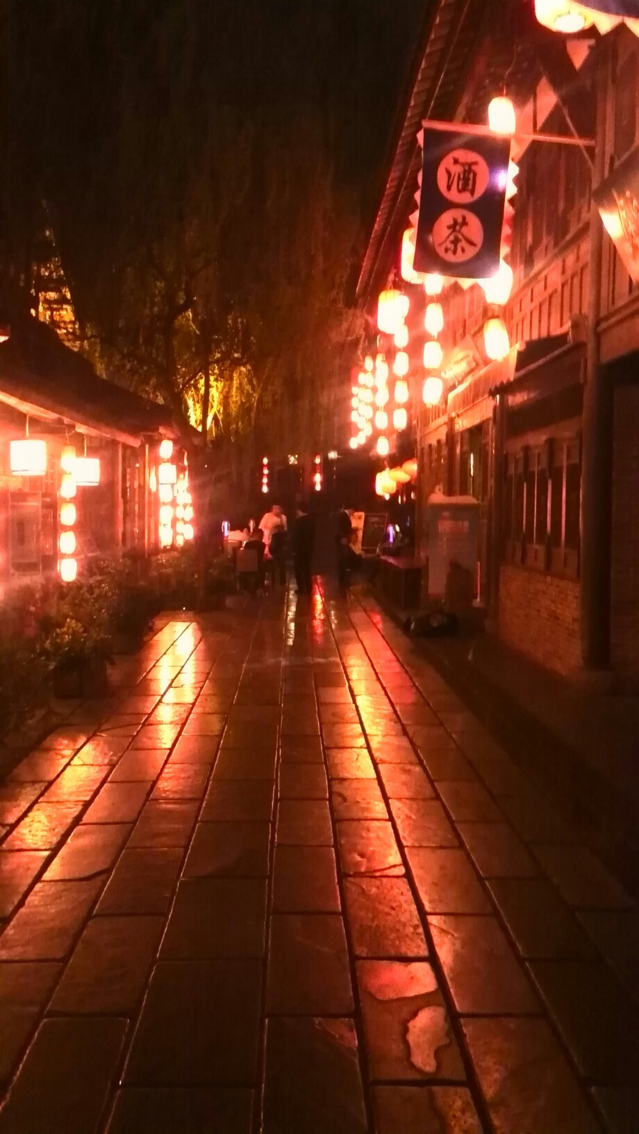 夜色成都,迷幻中的浪漫