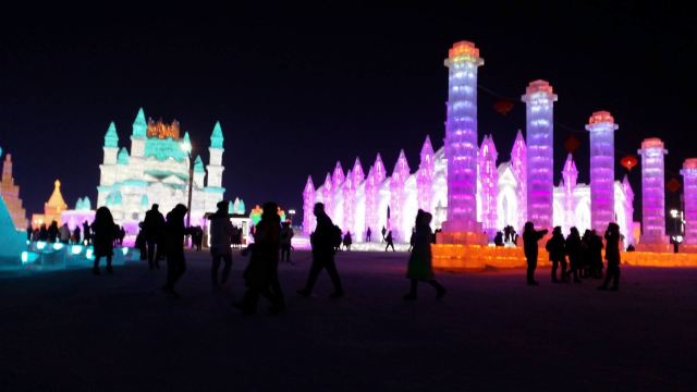 哈尔滨冰雪大世界室内冰雪主题乐园好玩吗,哈