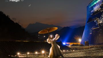 《只有峨眉山》实景演出