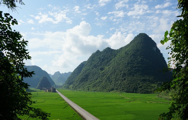 穿洞抗战遗址