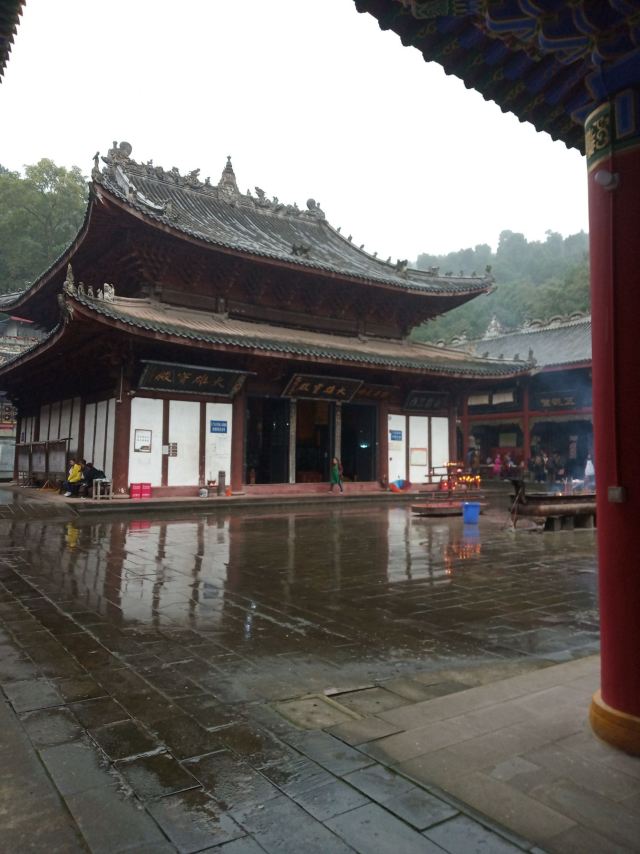 灵泉寺风景区