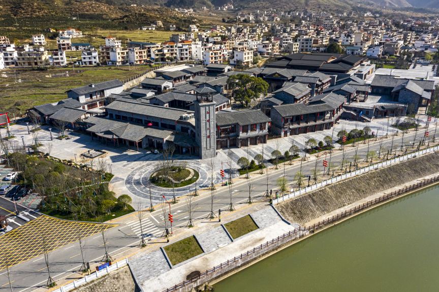 红圩小镇景区位于江西省吉安市遂川县草林镇,是由江西省旅游集团和