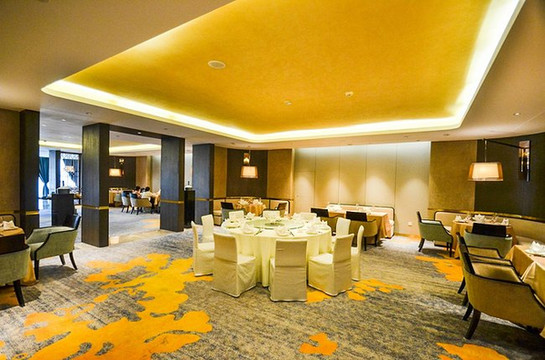 以洲际酒店的奢华之旅,体验古商贸街的淳朴之风