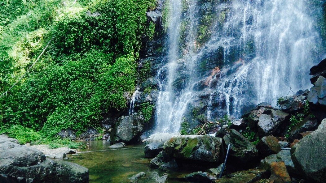 Baiyu Waterfall