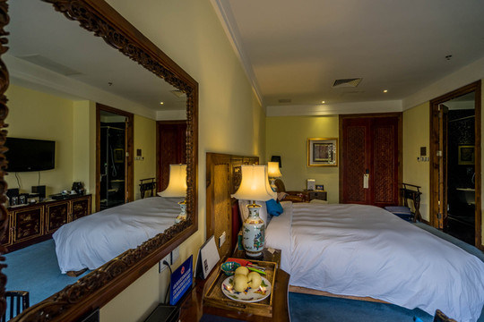 轻妆出行皇城根儿王府范儿