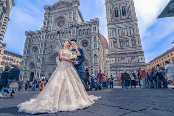 意大利婚纱摄影_意大利婚纱图(2)