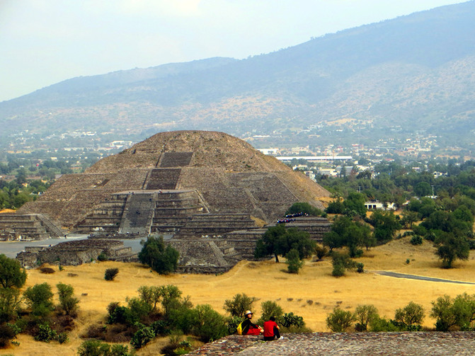 去墨西哥探寻玛雅文明的秘密1 --太阳金字塔月亮金字塔