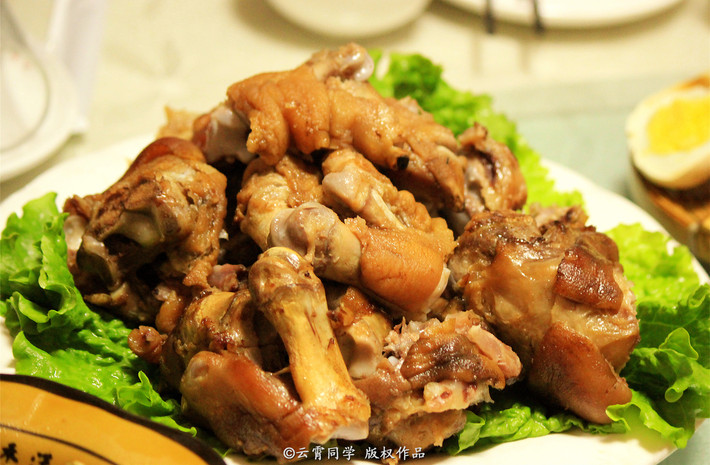 黑龙江丨大庆地方特色美食-坑烤
