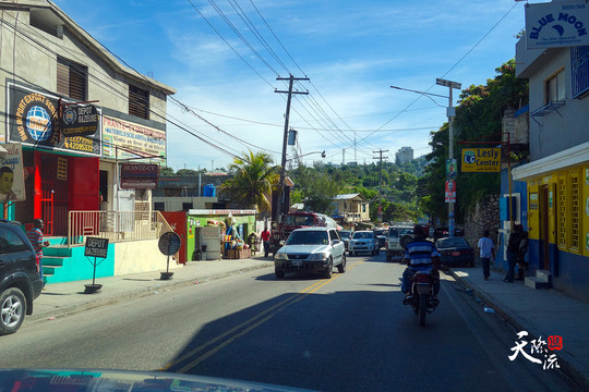 海地,一个没有准备好的拥抱