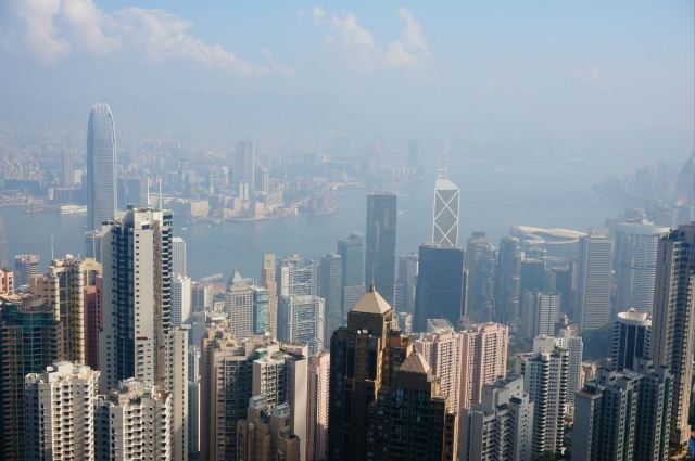 香港有多少个城市 10090d0000006sy1791F3_C_640_10000.jpg