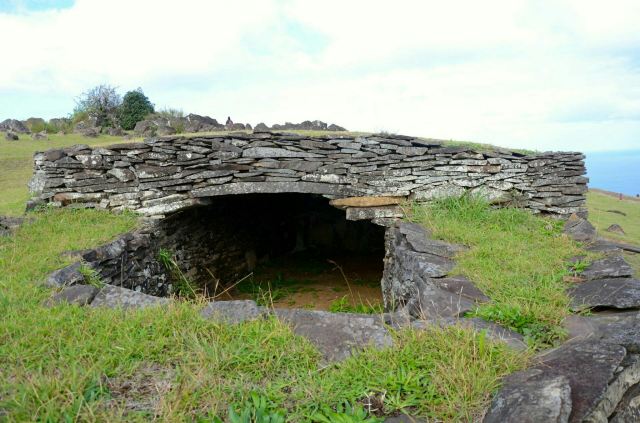 复活节岛鸟人村遗址攻略,复活节岛鸟人村遗址门票/游玩攻略/地址/图片