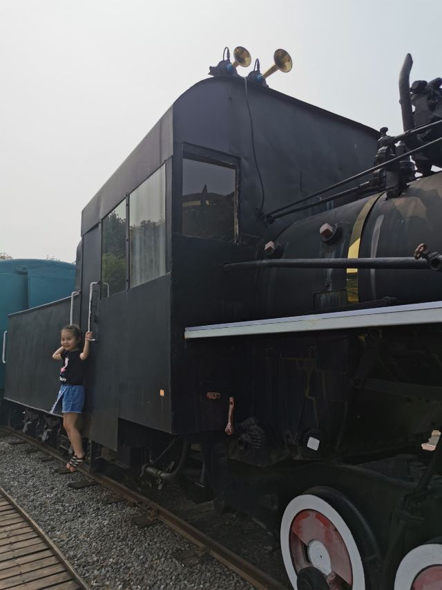 武汉绿皮小火车