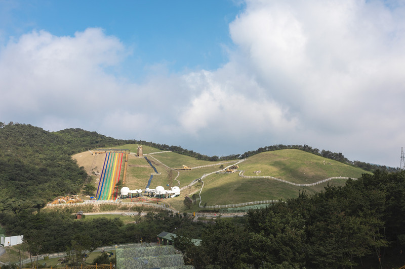 漫步云上草原打卡悬崖乐园浙江安吉夏日惊险二日游