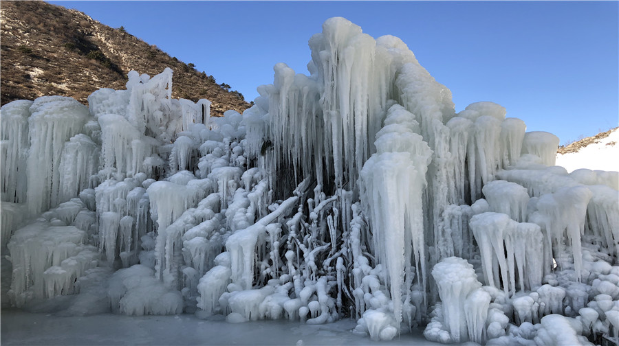 河坎子冰雪冰瀑大世界