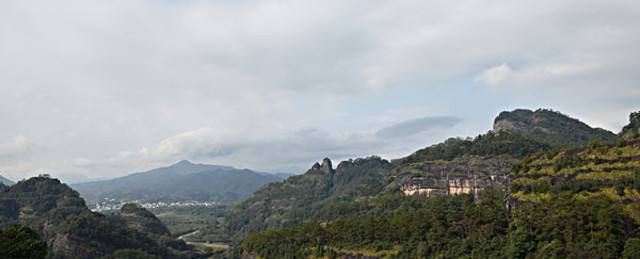 牙梳山自然保护区