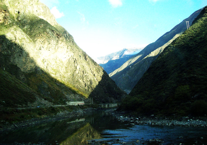 阿坝县有多少人口_众多国家级风景 遗落在阿坝的外星秘境,神仙居住的避世古(2)