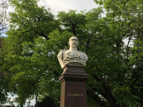 海德堡粮食广场                                 俾斯麦广场