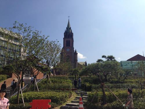 首尔大学路攻略,首尔大学路门票/游玩攻略/地址/图片/门票价格【携程